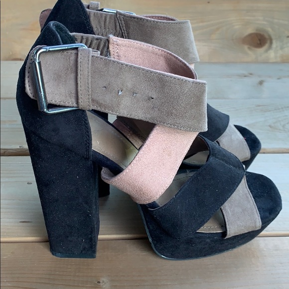 open toe heels - Picture 2 of 2